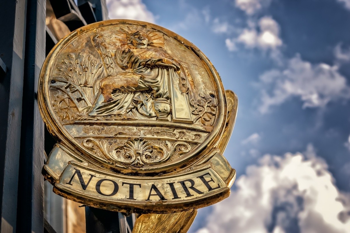 Reliable Notarial Services Across Canada from Experienced Legal Professionals